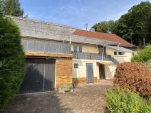 Freistehendes Einfamilienhaus mit großem Garten in ruhiger Waldrandlage - sanierungsbedürftig Haus kaufen 76857 Gossersweiler-Stein Bild klein