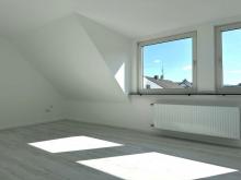 Frisch renovierte Dachgeschosswohnung Wohnung mieten 53937 Schleiden Bild klein