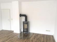 Gemütliche DG 2-Zi. mit Laminat, Kamin und EBK in zentraler Lage! SP mgl. Wohnung mieten 08056 Zwickau Bild klein