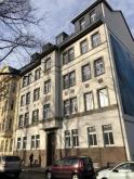 Gemütliche DG 3-Zimmer mit Laminat und Balkon in zentraler Lage Wohnung mieten 09111 Chemnitz Bild klein