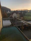 Gemütliche EG 2-Zimmer mit Einbauküche, Laminat, Wannenbad und Balkon in guter Lage! Wohnung mieten 08141 Reinsdorf (Landkreis Zwickau) Bild klein