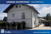 Gepflegtes 2 Fam. Haus für Großfamilie Haus kaufen 94099 Ruhstorf an der Rott Bild klein