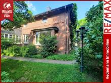 Gigantischer, ostfriesischer Gulfhof * 5 Ferienwohnungen * 1 Eigentümerwohnung * traumhafte Lage an Deich & Meer * zwischen Norddeich & Greetsiel * 2014 -2024 saniert, renoviert & modernisiert * 180 Tage-Saison * TOP-Bewertungen * denkmalgesc Haus kaufen 26506 Norden Bild klein