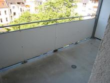 Große 2-Zimmer mit Laminat, Wannenbad, Stellplatz und Balkon in ruhiger Lage! EBK mgl. Wohnung mieten 09131 Chemnitz Bild klein