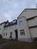 Große 3-Zimmer mit Laminat, Wintergarten und Wanne in ruhiger Lage Wohnung mieten 09131 Chemnitz Bild klein