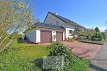 Großes, energetisch vorbereitetes EFH mit Einliegerwohnung in Stinstedt Haus kaufen 27612 Loxstedt Bild klein