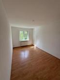 Großzügige 2-Zimmer mit Laminat und Wannenbad zum Toppreis in ruhiger Lage! Wohnung mieten 09131 Chemnitz Bild klein