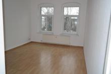 Großzügige 2-Zimmer mit Laminat, Wanne und Balkon in zentraler Lage! EBK mgl. Wohnung mieten 09111 Chemnitz Bild klein