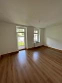 Großzügige 2-Zimmer mit Laminat, Wannenbad und Balkon in guter Lage! EBK mgl. Wohnung mieten 09127 Chemnitz Bild klein