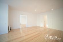 Großzügige 3-Zimmer-Altbauwohnung mit hohen Decken und einem hellen Wintergarten Wohnung mieten 16225 Eberswalde Bild klein