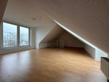 Großzügige 3-Zimmer mit Laminat, EBK, Lift und Wanne in guter Lage Wohnung mieten 09112 Chemnitz Bild klein