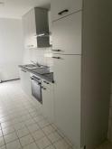 * Großzügige DG 2-Zimmer mit Wannenbad, EBK und Stellplatz im Zentrum! * Wohnung mieten 09113 Chemnitz Bild klein