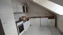Großzügige DG 3-Zimmer mit Einbauküche, Wannenbad und Parkett in zentraler Lage! Wohnung mieten 09130 Chemnitz Bild klein