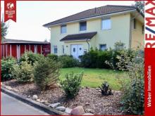 Großzügiges Einfamilienhaus mit Nebengebäuden und großem Innenhof - Ideal für Familie und Hobby! Haus kaufen 26683 Saterland Bild klein