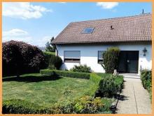 Großzügiges und familienfreundliches 200 qm Haus in BESTER Wohnlage von Langenzenn – Sofort frei ! Haus kaufen 90579 Langenzenn Bild klein