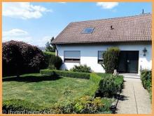 Großzügiges und familienfreundliches 200 qm Haus in BESTER Wohnlage von Langenzenn – Sofort frei ! Haus kaufen 90579 Langenzenn Bild klein