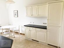 ***GROßZÜGIGES WOHNEN MIT WOHLFÜHLFAKTOR*** – attraktive 3-Raumwohnung mit großer Einbauküche und Tageslichtbad mit Wanne und Dusche – frei ab August 2026 Wohnung mieten 01587 Riesa Bild klein