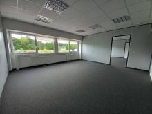 H-58201 - Klein? Groß! Größer! Variable Büroflächen mit Stellplätzen Gewerbe mieten 95032 Hof Bild klein
