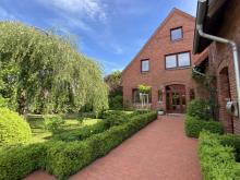 ***Haus mit Geschichte und vielen Möglichkeiten - charmantes Wohnensemble mit drei Wohneinheiten und schönem Garten*** Haus kaufen 31712 Niedernwöhren Bild klein