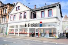 Helle gepflegte 3,5-Zimmer-Mietwohnung mit Balkon - Innenstadtlage Wohnung mieten 37603 Holzminden Bild klein