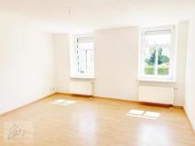 ***HIER FINDET IHRE GANZE FAMILIE PLATZ*** – 5-Raum-Wohnung mit durchdachtem Grundriss & 2 Tageslichtbädern Wohnung mieten 01589 Riesa Bild klein