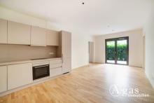 Hochwertig ausgestattete 3 Zimmer Erdgeschosswohnung mit ca. 69m², EBK und Terrasse in Berlin-Mitte! Wohnung mieten 10117 Berlin Bild klein