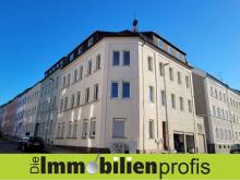 Hof: Teilrenoviertes Mehrfamilienhaus zwischen Innenstadt und Hochschulen Gewerbe kaufen 95028 Hof Bild klein