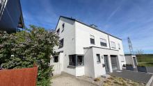 Holzgerlingen DHH - attached single family house! Available in June Haus 71088 Holzgerlingen Bild klein