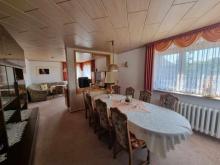 Junggebliebenes Wohnparadies für Familien + 3 Garage im Hinterhaus und Garten Haus kaufen 98597 Breitungen/Werra Bild klein