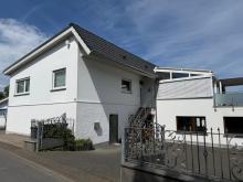 KÖNIGSWINTER ITTENBACH, tolle 4 Zimmer-Wohnung mit ca. 145 m² WNfl. und Dachterrasse, EBK, 2 Stellpl Wohnung mieten 53639 Königswinter Bild klein