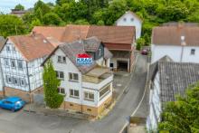 ++ KRAG Immobilien ++ Charmantes Einsteigerhaus mit etwas Grundstück und Nebengebäude (#19228) Haus kaufen 35457 Lollar Bild klein