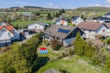 ++ KRAG Immobilien ++ Viel Platz für mehrere Generationen mit Garten und Garage Haus kaufen 35581 Wetzlar Bild klein
