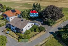 ++ KRAG Immobilien ++ Zwei Wohnebenen, und Randlage – ideal für Generationen unter einem Dach ++ Haus kaufen 35239 Steffenberg Bild klein