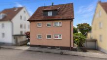 Leerstehendes 2-Familienhaus, DG ausgebaut - 
mit Entwicklungspotential! Haus kaufen 70327 Stuttgart Bild klein