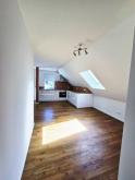 Longuich: Großzügige ca. 90 m² ren. Wohn(t)raum: Weinbergnähe, EBK, Garten und Stellplatz Wohnung mieten 54340 Longuich Bild klein