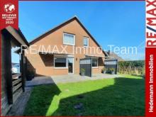 MEGA-Rendite von rd. 11 % * TOP-Preis-Leistung * VOLL AUSGESTATTET! Mehrfamilienhaus in Dornumersiel * NUR 2900m von Strand & Meer entfernt * 4 Wohneinheiten * Haus kaufen 26553 Dornum Bild klein