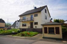 Meudt, solides Wohnhaus mit zusätzlichem Bauplatz *VIRTUELLE 360° BESICHTIGUNG AUF ANFRAGE* Haus kaufen 56414 Meudt Bild klein