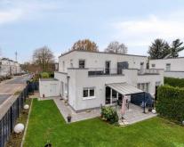 Moderne Doppelhaushälfte mit sonnigem Garten, Dachterrasse und Garage in Ratingen-Lintorf Haus kaufen 40885 Ratingen Bild klein