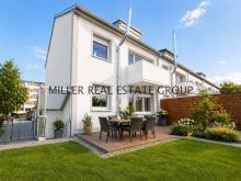 Moderne Raumwunder-Rarität in Neuburg an der Donau: Reiheneckhaus mit großem Garten, zwei Terrassen, Balkon & viel Wohnkomfort! Haus kaufen 86633 Neuburg an der Donau Bild klein