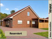 Modernes Wohnen in bester Lage!
Gepflegte Doppelhaushälfte mit Terrasse & Carport Haus 26842 Ostrhauderfehn Bild klein
