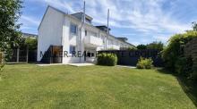 Modernisiertes Reiheneckhaus in Neuburg an der Donau - großzügiges Familienwohnen mit Garten, zwei Terrassen, Balkon & fünf Stellplätzen! Haus kaufen 86633 Neuburg an der Donau Bild klein