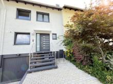 ***Modernisiertes Zuhause mit Stil - hochwertiges Reihenmittelhaus zum Wohlfühlen*** Haus kaufen 31515 Wunstorf Bild klein