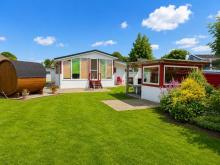 Möbliertes Ferienhaus mit Boot und Fass-Sauna am Wasser! Haus kaufen 26624 Südbrookmerland Bild klein