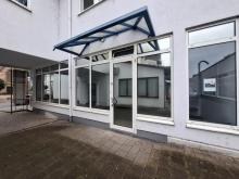 Nette kleine Büro-/Praxisfläche im Zentrum von Merzig - Parkplätze vor dem Gebäude Gewerbe mieten 66663 Merzig Bild klein