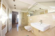 NEU - Hochwertige DG-Wohnung im Leipziger Süden - 2 Terrassen * PKW-Stellplatz Wohnung mieten 04107 Leipzig Bild klein