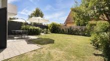 NEUBURG A. D. DONAU: UMFASSEND MODERNISIERTES REIHENECKHAUS MIT CA. 149 M², GARTEN & 5 STELLPLÄTZEN! Haus kaufen 86633 Neuburg an der Donau Bild klein