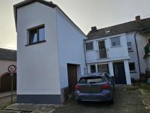 NEUER PREIS! Großzügiges Haus mit Einliegerwohnung , renovierungsbedürftig Haus kaufen 54298 Orenhofen Bild klein