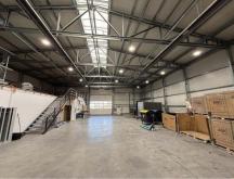 Neuwertige Lagerhalle mit Bürotrakt im Gewerbegebiet von Eutin zu verkaufen Gewerbe kaufen 23701 Eutin Bild klein