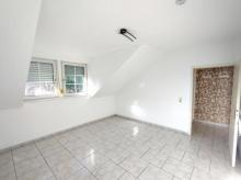 ObjNr:3928 - Moderne Maisonettenwohnung; 2 Schlafzimmer, Küche, Diele, 2 Bäder und großes Wohnzimmer mit Balkon Wohnung mieten 67227 Frankenthal (Pfalz) Bild klein