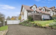 PROVISIONSFREI- Attraktives Mehrfamilienhaus – 3 vermietete Wohneinheiten als solide Kapitalanlage Haus kaufen 78532 Tuttlingen Bild klein